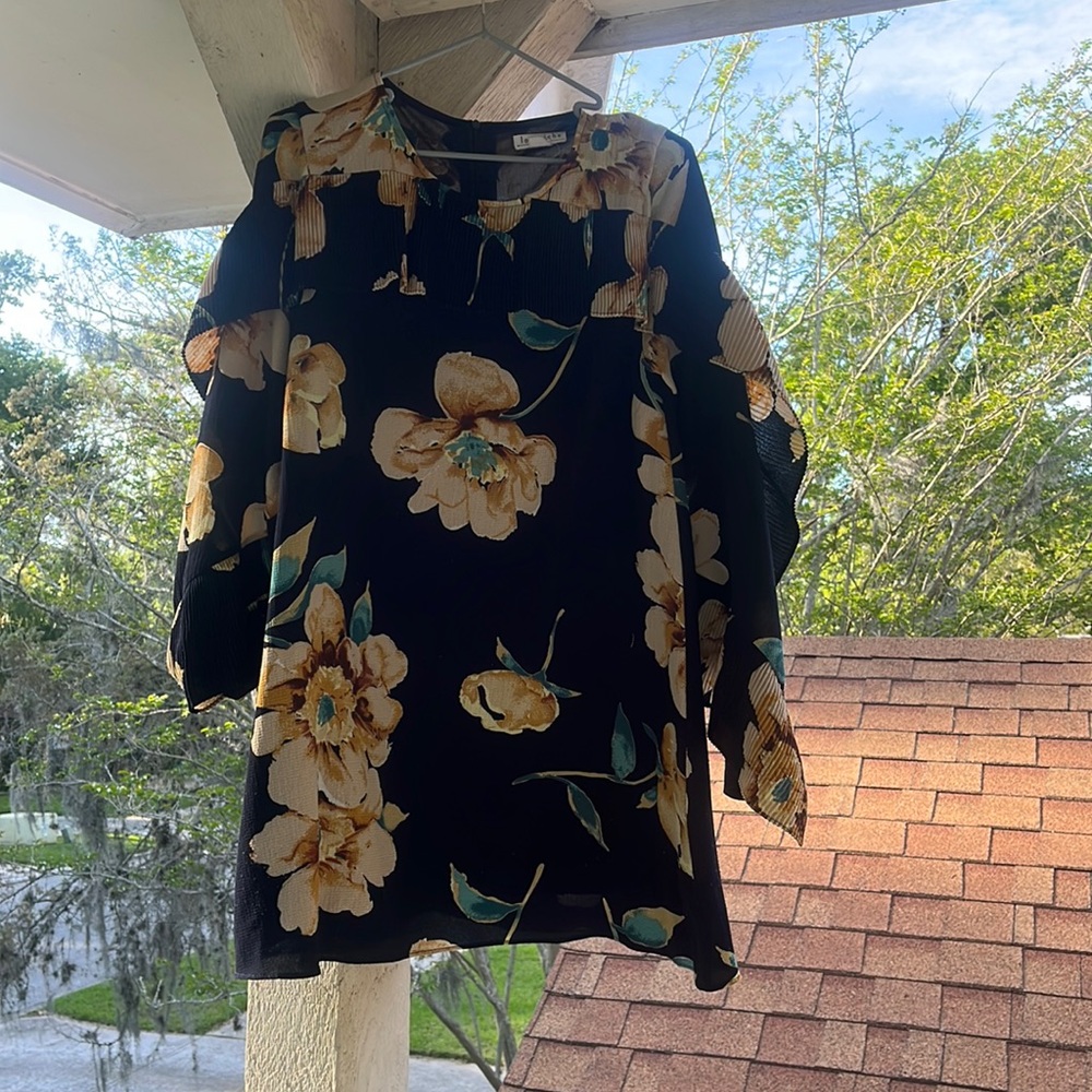 Small blue+tan flower design ’loveriche’ dress